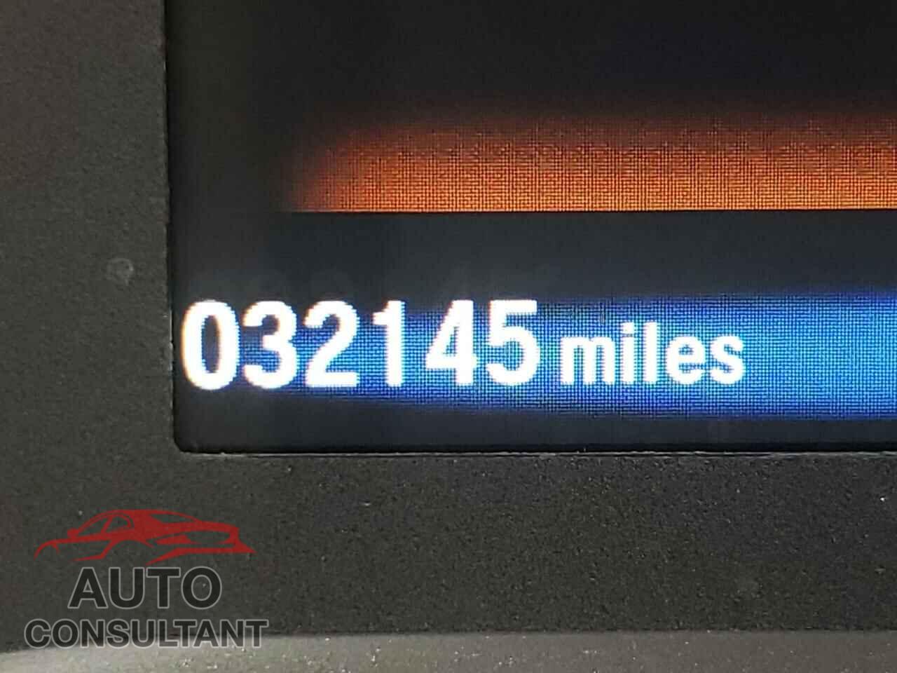 HONDA PILOT 2018 - 5FNYF6H32JB036584
