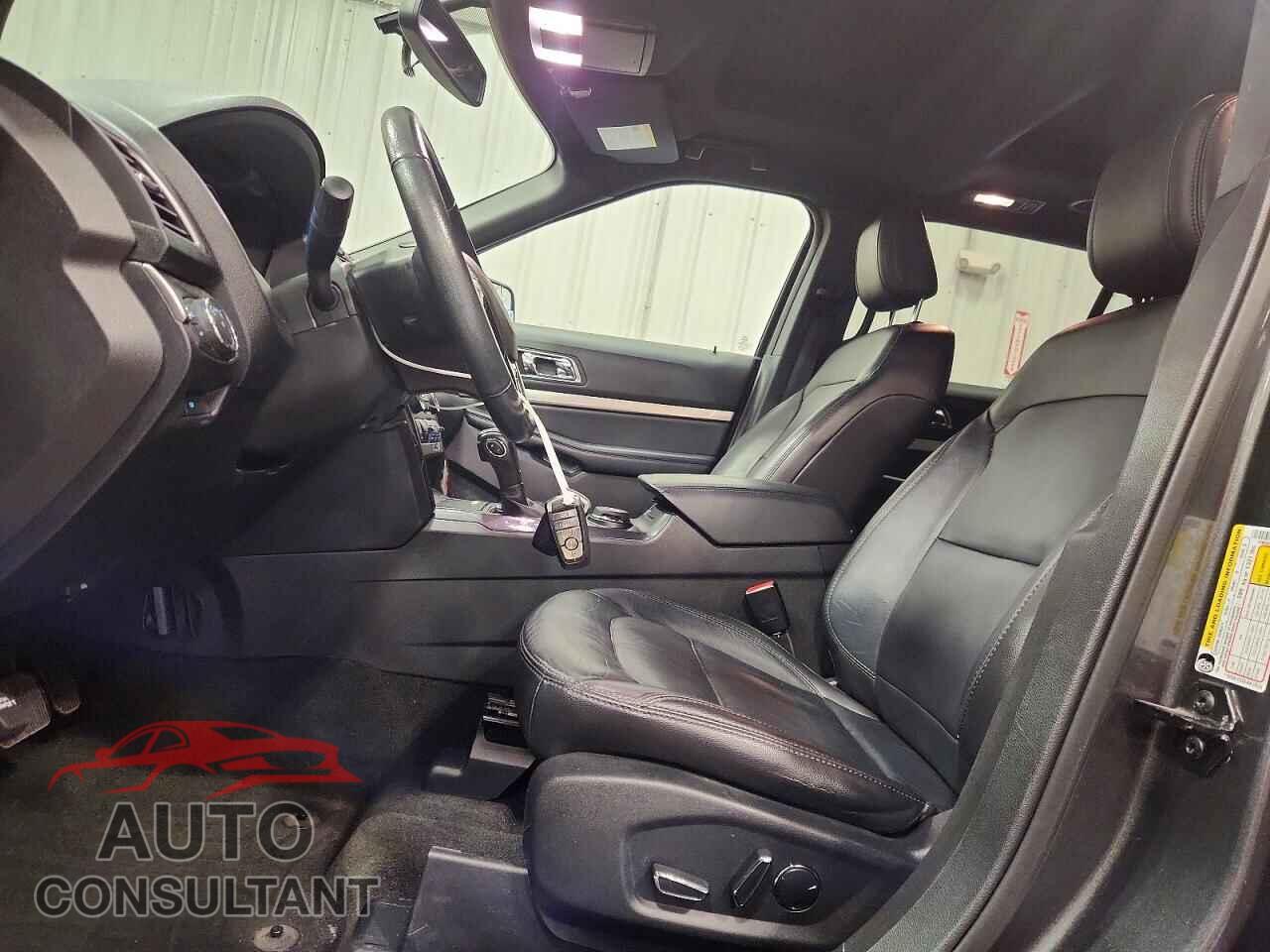 FORD EXPLORER 2018 - 1FM5K8D89JGA34652