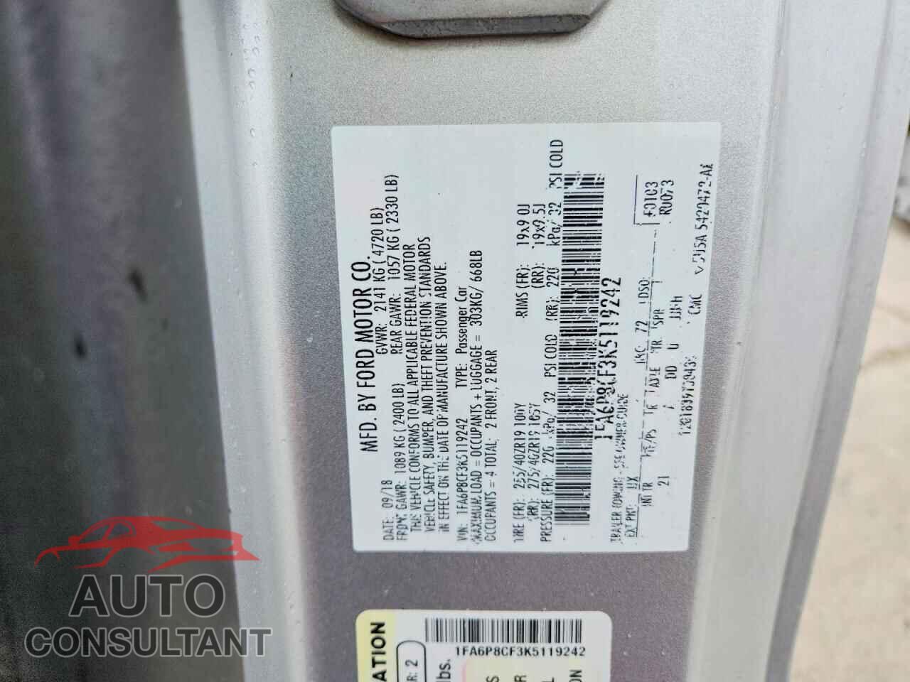FORD MUSTANG 2019 - 1FA6P8CF3K5119242
