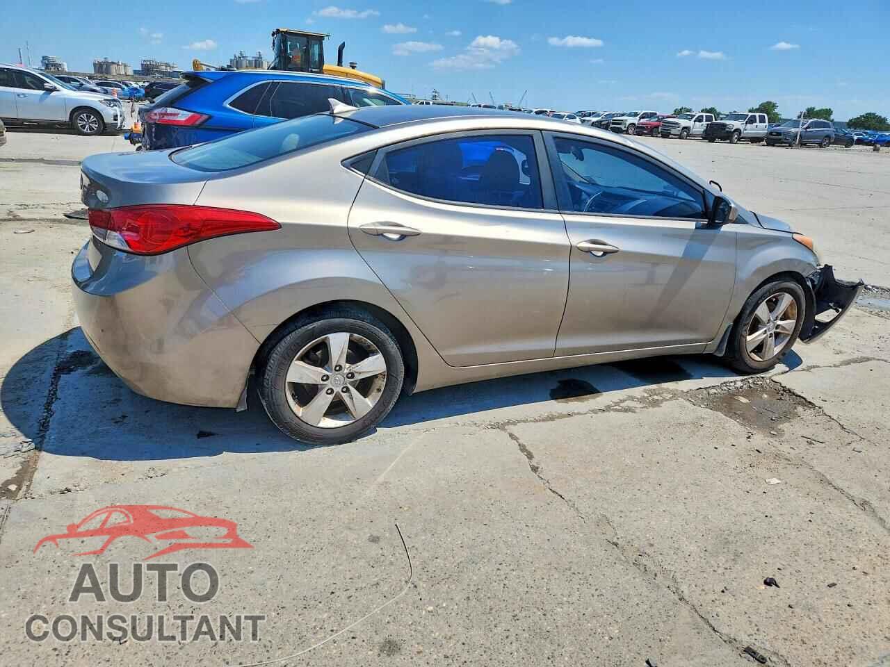 HYUNDAI ELANTRA 2013 - 5NPDH4AE0DH291412