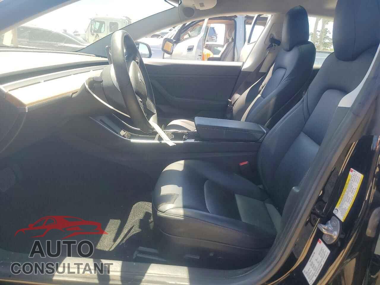 TESLA MODEL 3 2018 - 5YJ3E1EA3JF034524