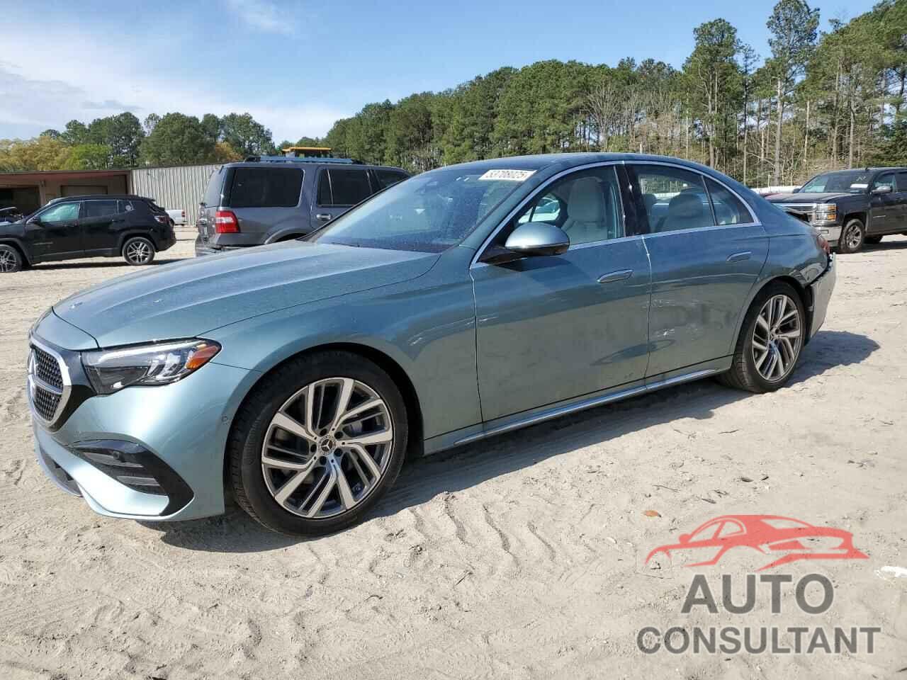 MERCEDES-BENZ E-CLASS 2024 - W1KLF4HB0RA065047