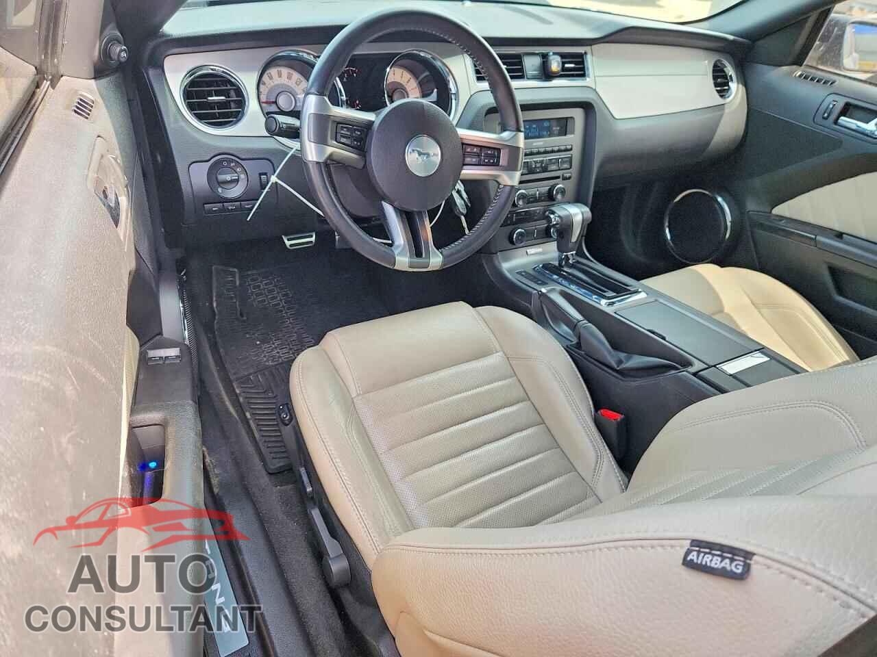FORD MUSTANG 2012 - 1ZVBP8AM8C5232841