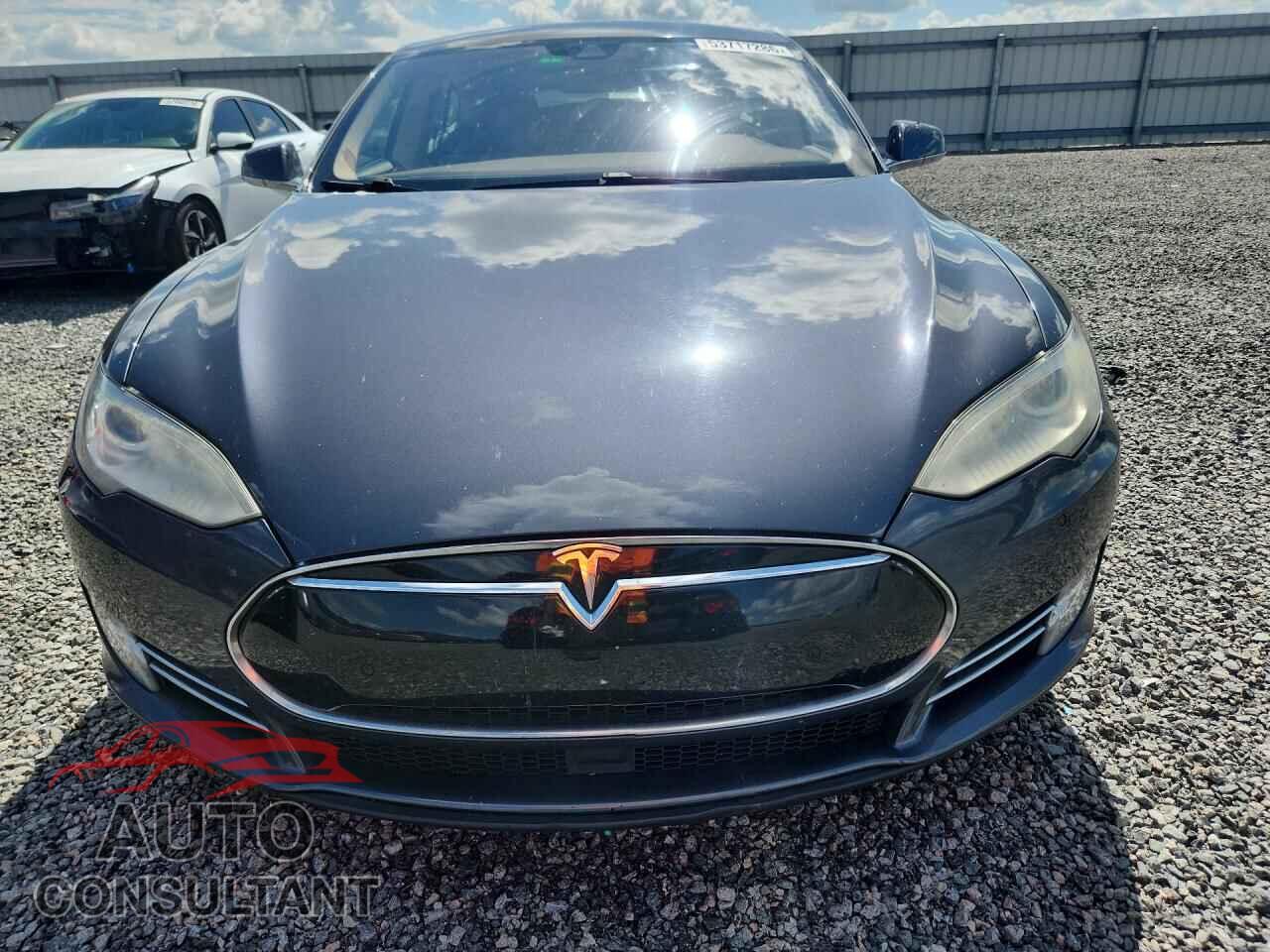 TESLA MODEL S 2014 - 5YJSA1H13EFP59758