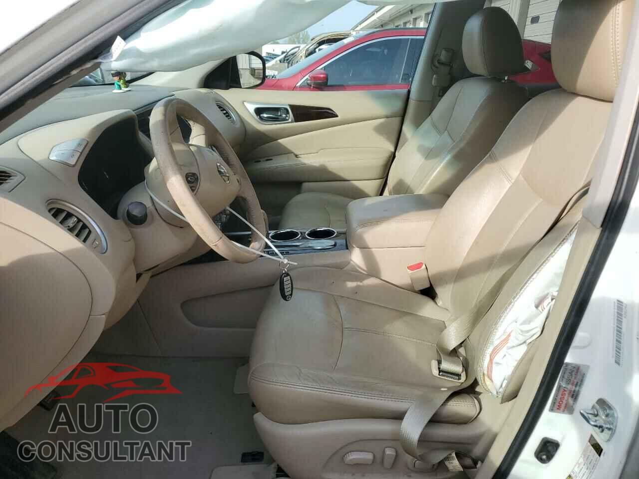 NISSAN PATHFINDER 2014 - 5N1AR2MN2EC638361