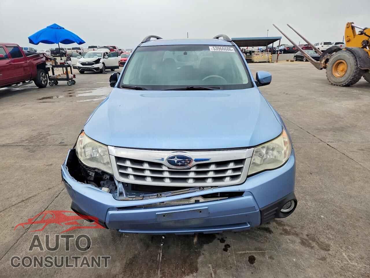 SUBARU FORESTER 2011 - JF2SHBFC3BH728948
