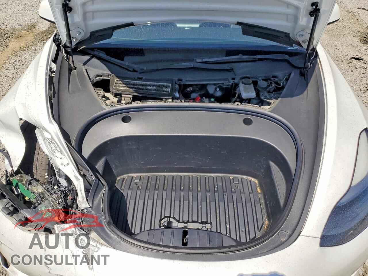 TESLA MODEL 3 2023 - 5YJ3E1EA7PF496948