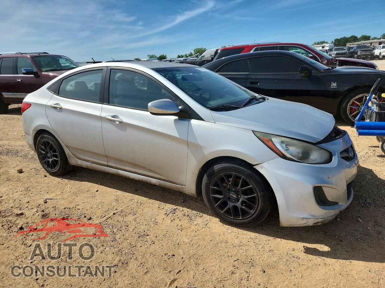 HYUNDAI ACCENT 2013 - KMHCT4AE5DU421759