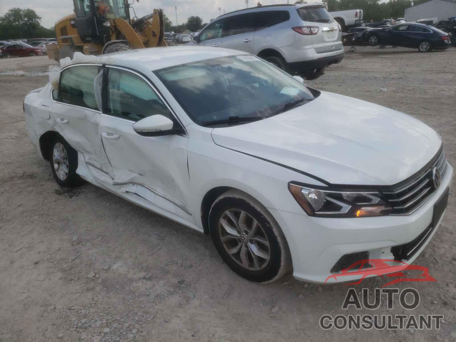 VOLKSWAGEN PASSAT 2017 - 1VWAT7A33HC086392