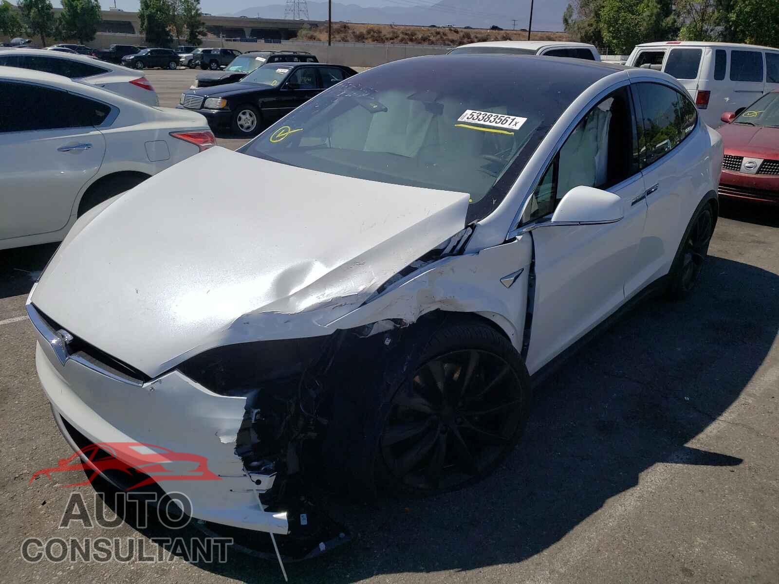 TESLA MODEL X 2021 - 5YJXCBE20MF323659