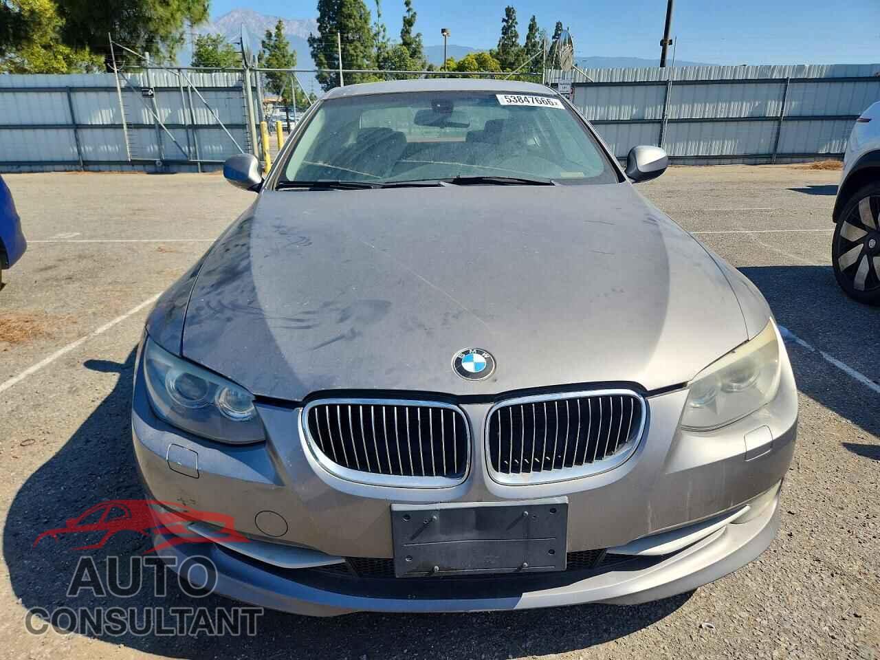 BMW 3 SERIES 2012 - WBAKE5C50CJ106121