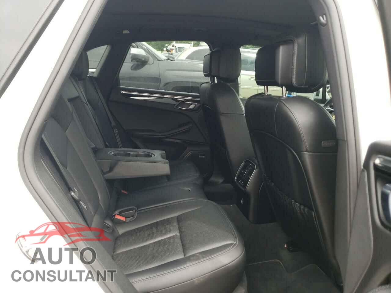 PORSCHE MACAN 2017 - WP1AA2A5XHLB80569