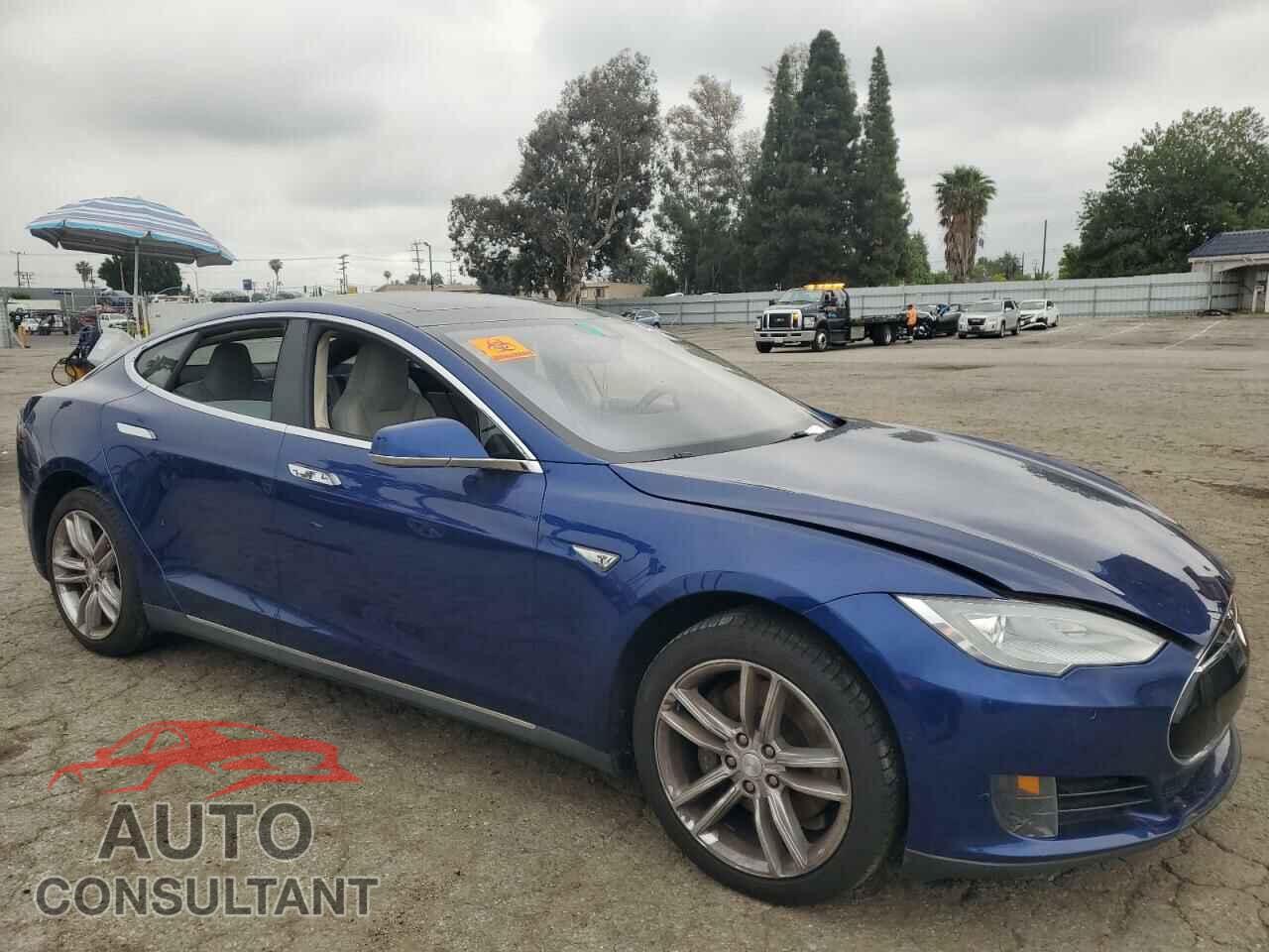 TESLA MODEL S 2015 - 5YJSA1E1XFF112876