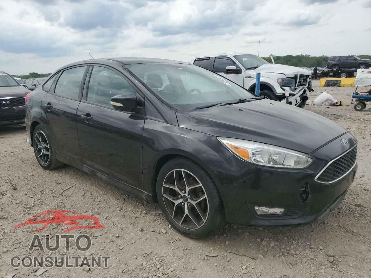 FORD FOCUS 2015 - 1FADP3F24FL275388