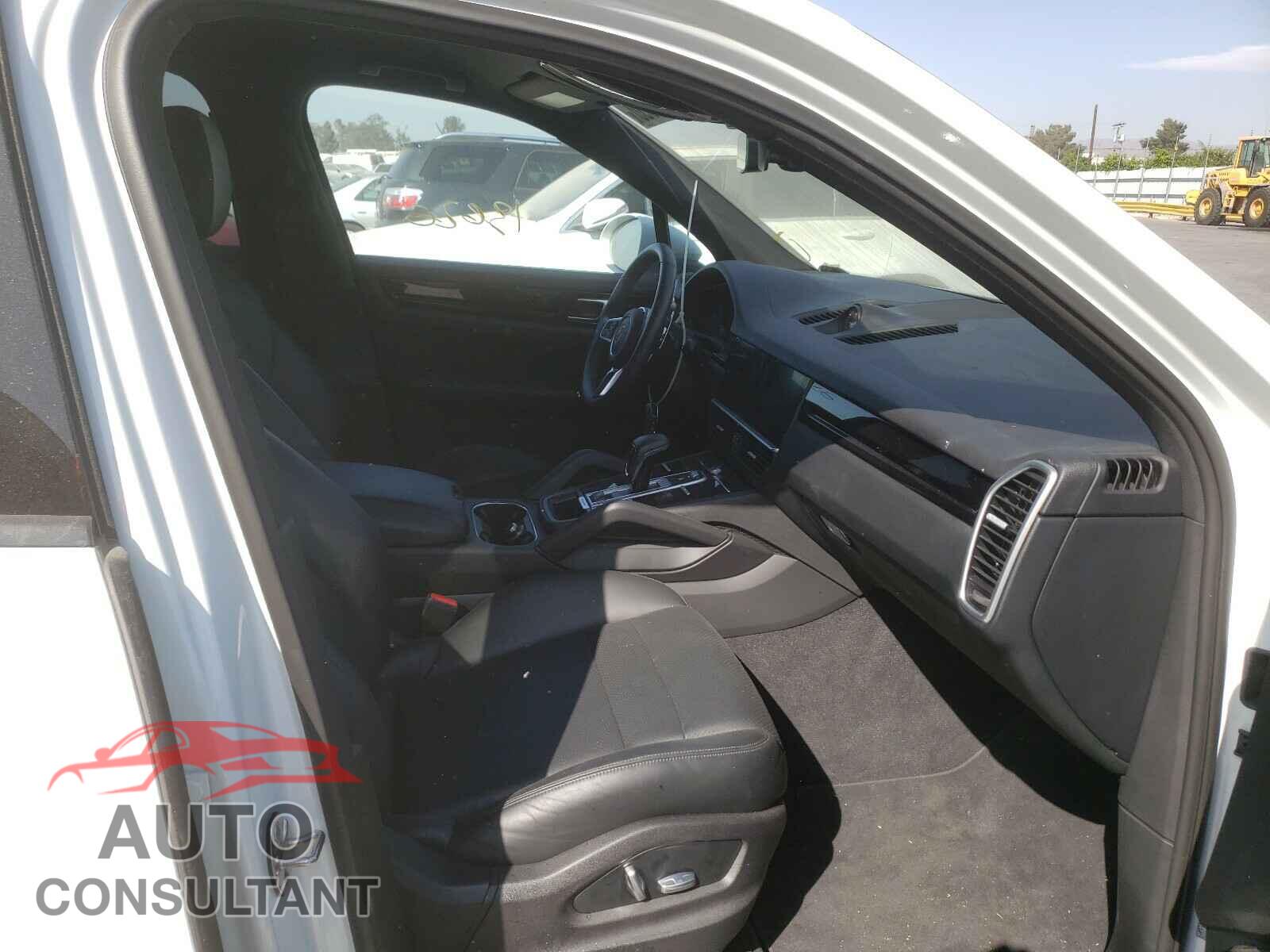 PORSCHE CAYENNE 2019 - WP1AA2AY4KDA09070