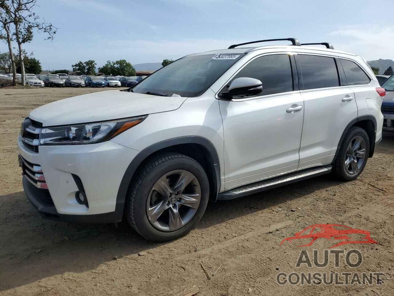 TOYOTA HIGHLANDER 2019 - 5TDDZRFH8KS932410