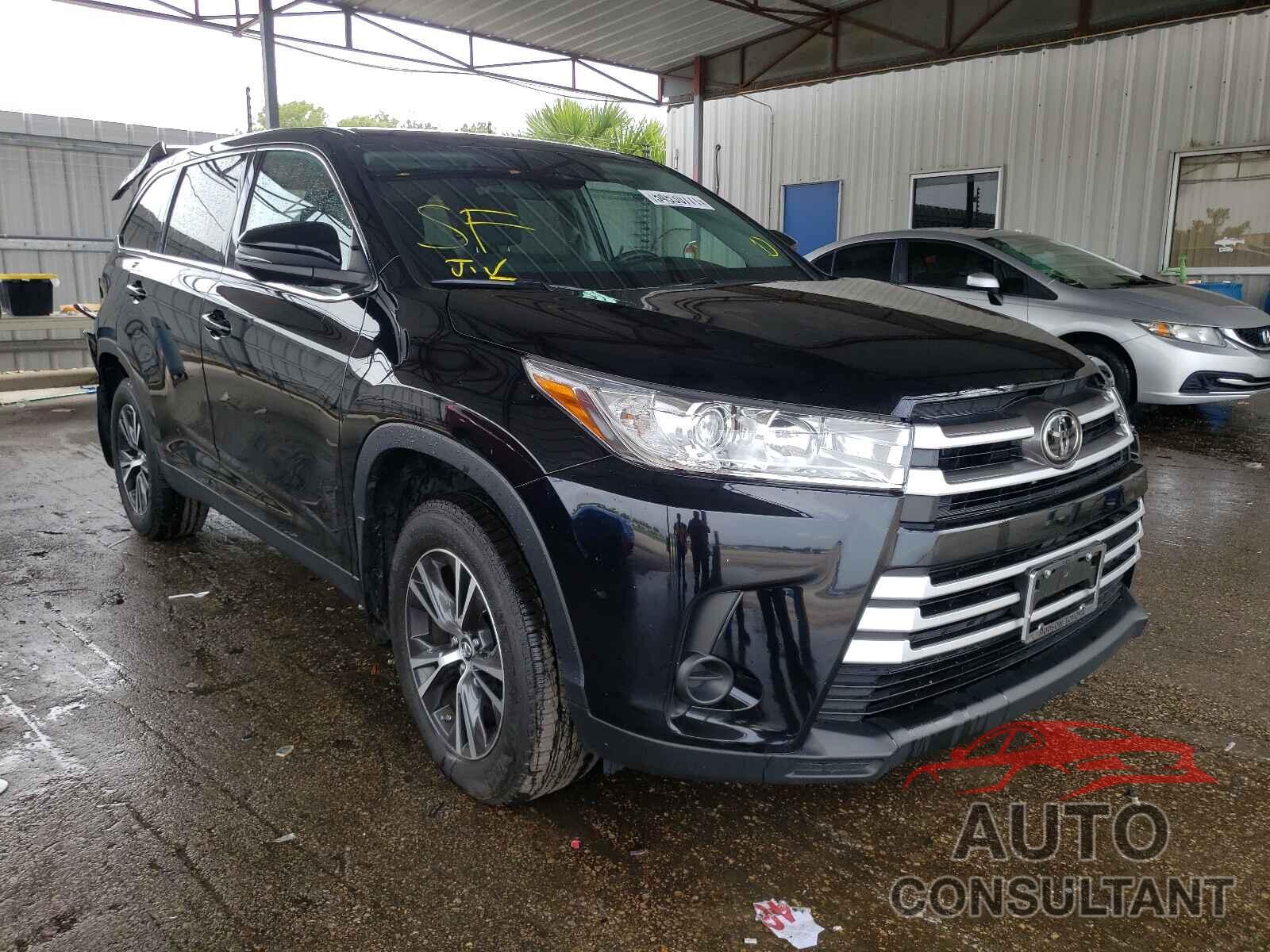TOYOTA HIGHLANDER 2019 - 5TDBZRFH9KS721210