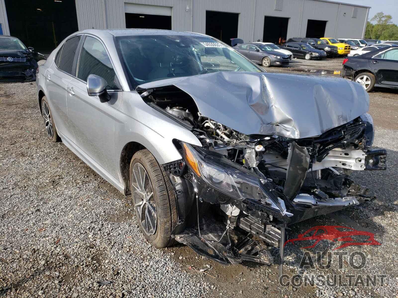 TOYOTA CAMRY 2021 - 4T1T11AKXMU549702