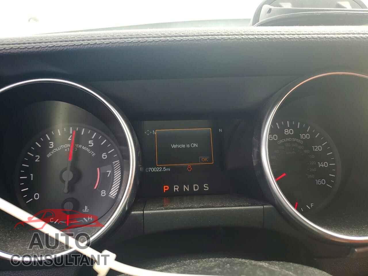 FORD MUSTANG 2018 - 1FA6P8TH4J5117760