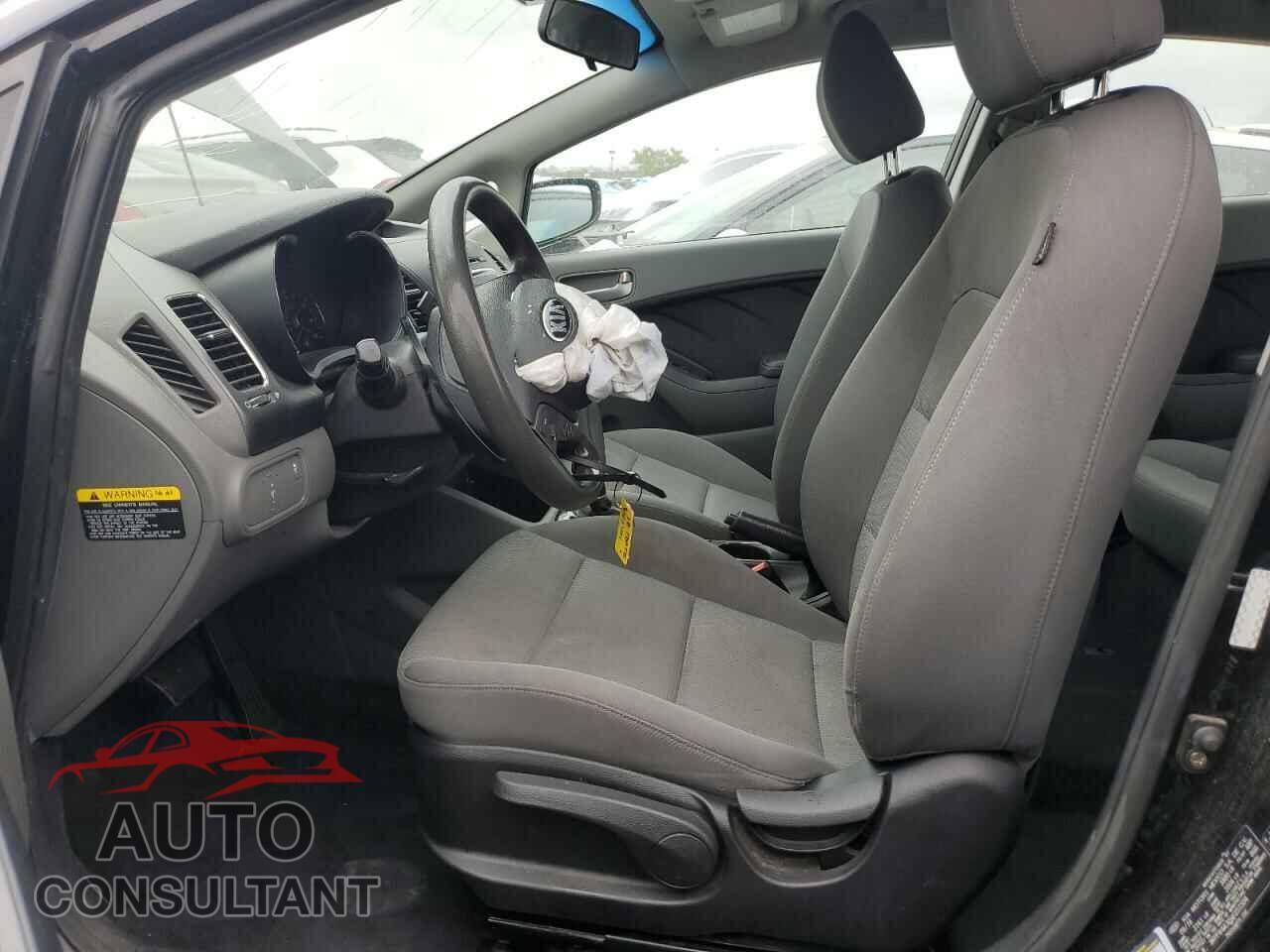 KIA FORTE 2017 - 3KPFK4A73HE051504