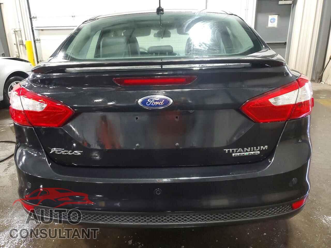 FORD FOCUS 2013 - 1FADP3J2XDL144969