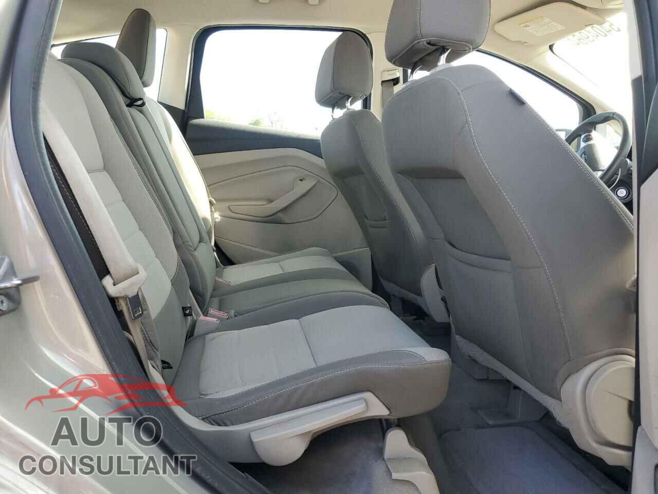 FORD CMAX 2015 - 1FADP5AU1FL100276