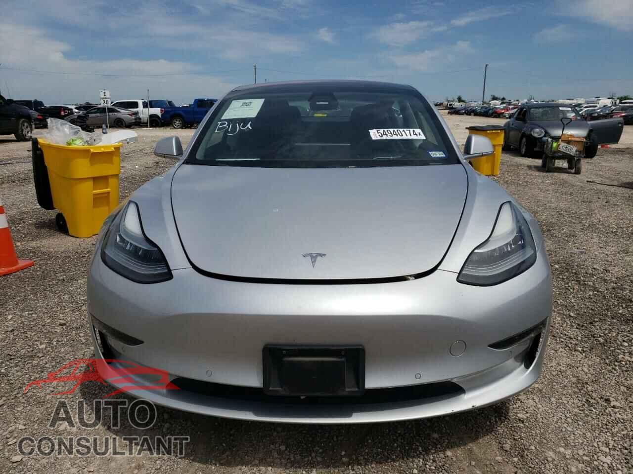 TESLA MODEL 3 2018 - 5YJ3E1EA8JF037337