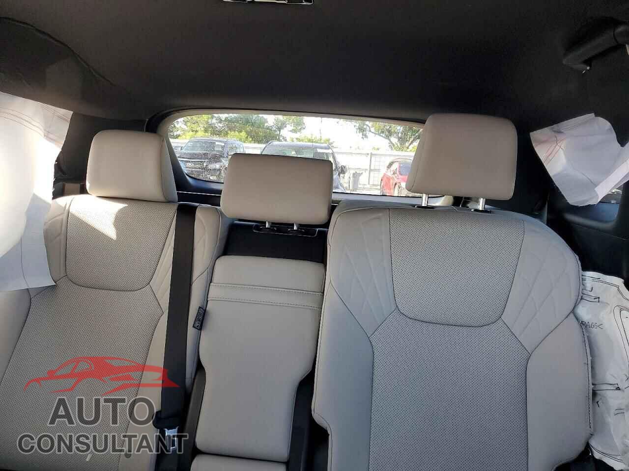 LEXUS UNKNOWN 2025 - 2T2BBMCA2SC098175