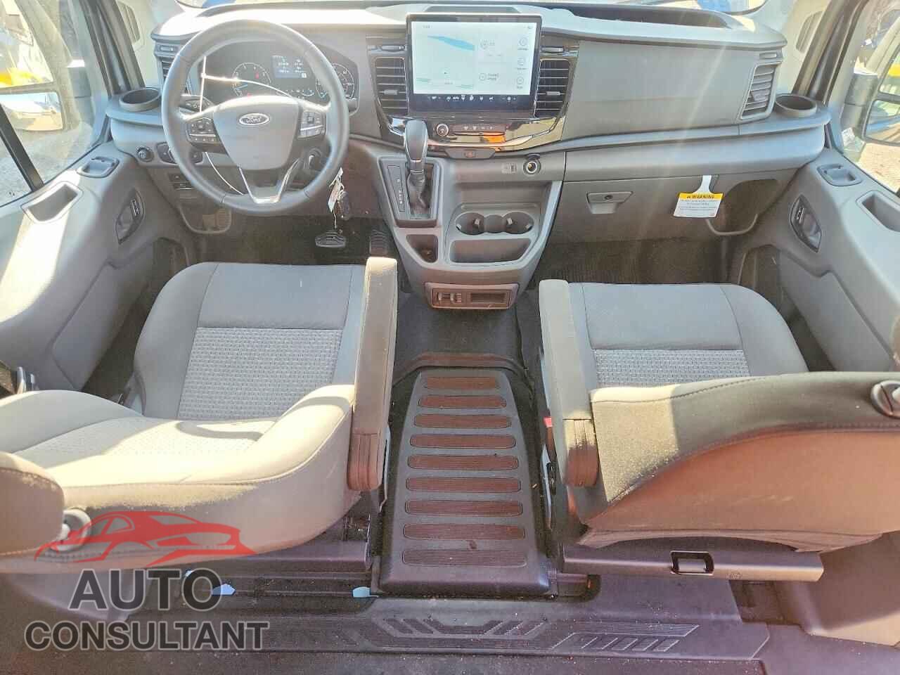 FORD TRANSIT 2024 - 1FBAX2YG3RKB82506