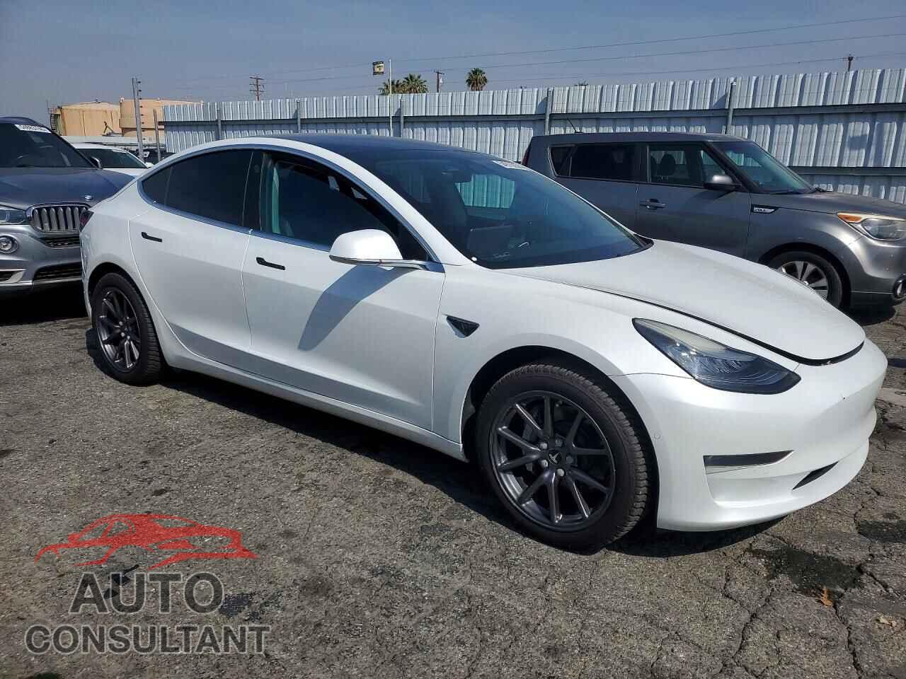 TESLA MODEL 3 2019 - 5YJ3E1EB4KF388532