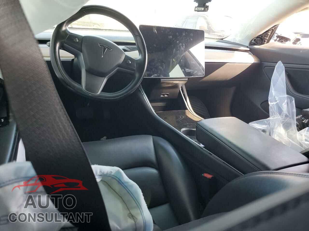 TESLA MODEL 3 2018 - 5YJ3E1EA7JF053013