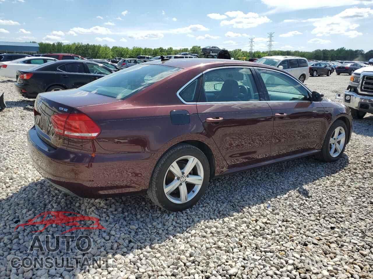 VOLKSWAGEN PASSAT 2013 - 1VWBN7A31DC119222