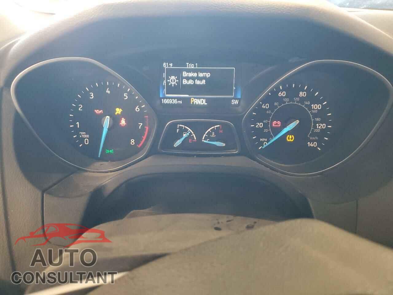 FORD FOCUS 2015 - 1FADP3F28FL312796