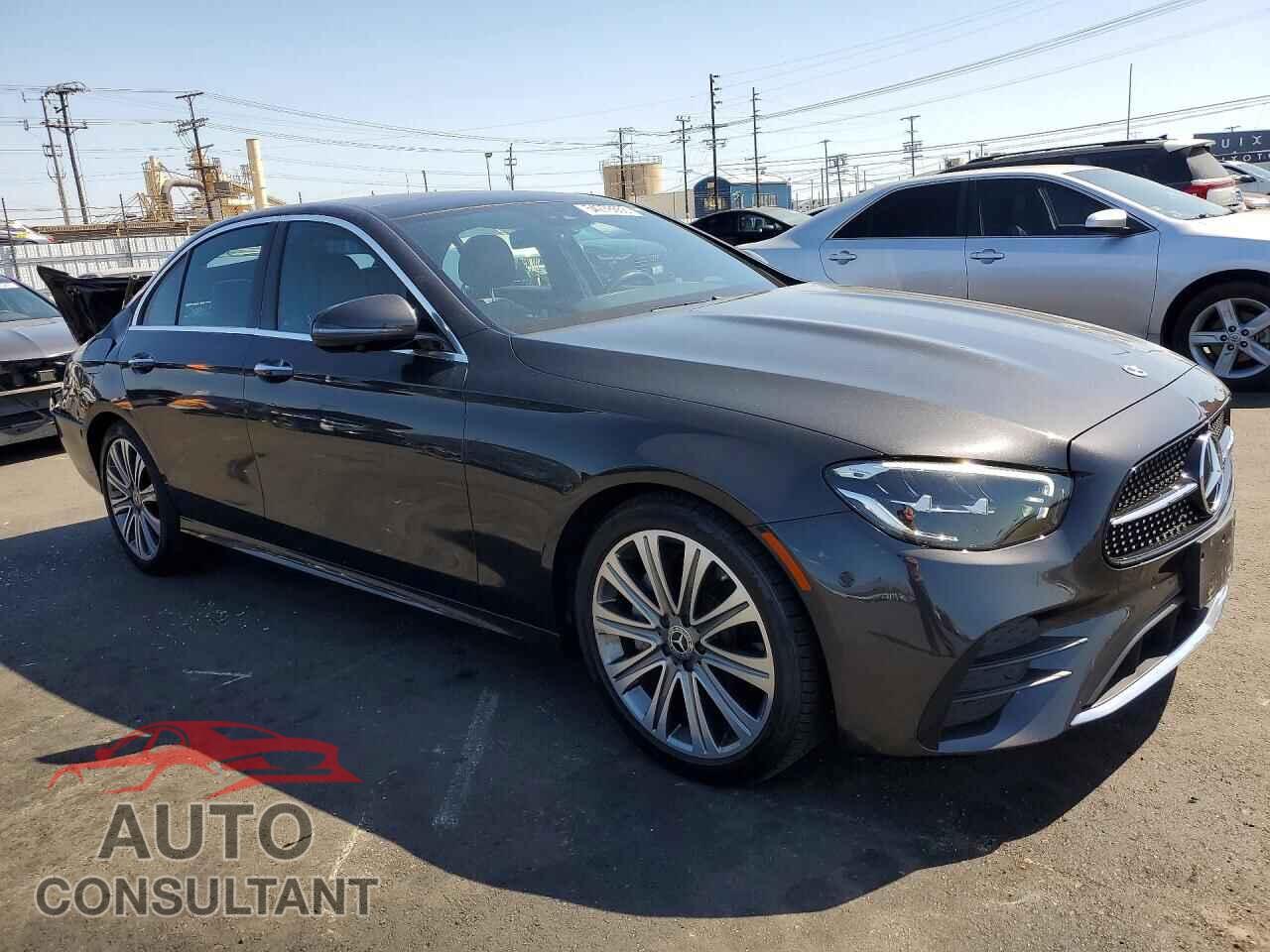 MERCEDES-BENZ E-CLASS 2022 - W1KZF8DB6NB091406