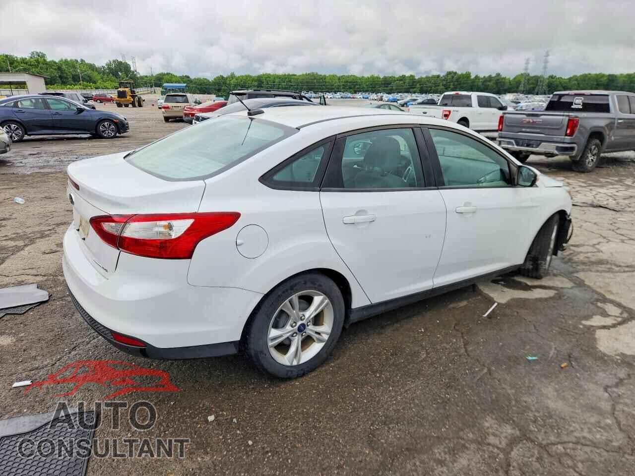 FORD FOCUS 2014 - 1FADP3F22EL172999