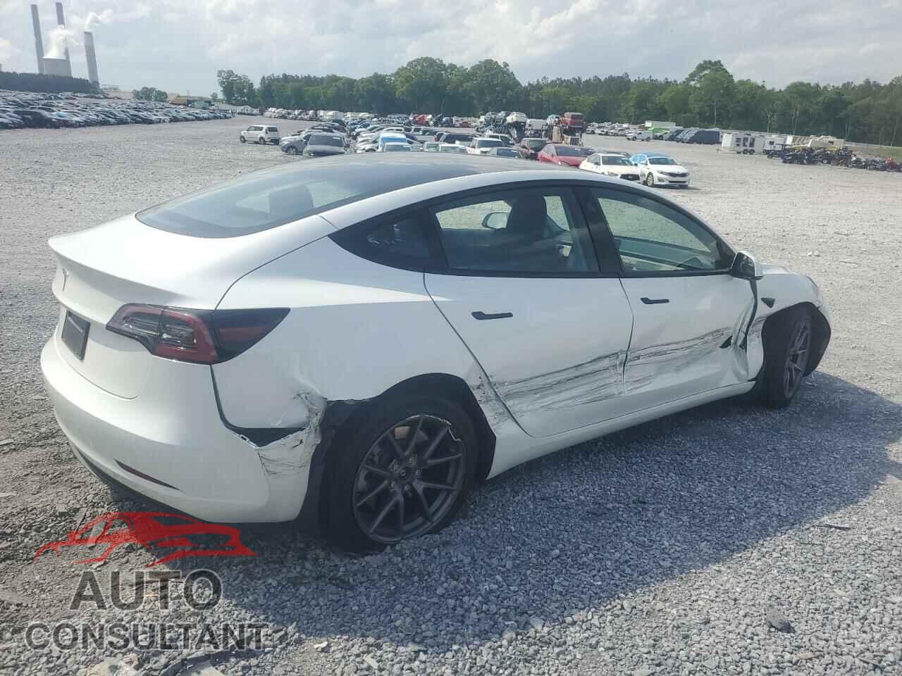 TESLA MODEL 3 2023 - 5YJ3E1EA0PF584093