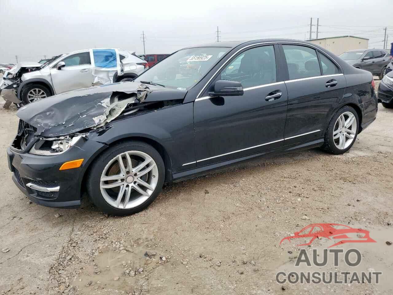 MERCEDES-BENZ C-CLASS 2013 - WDDGF4HB0DR300378