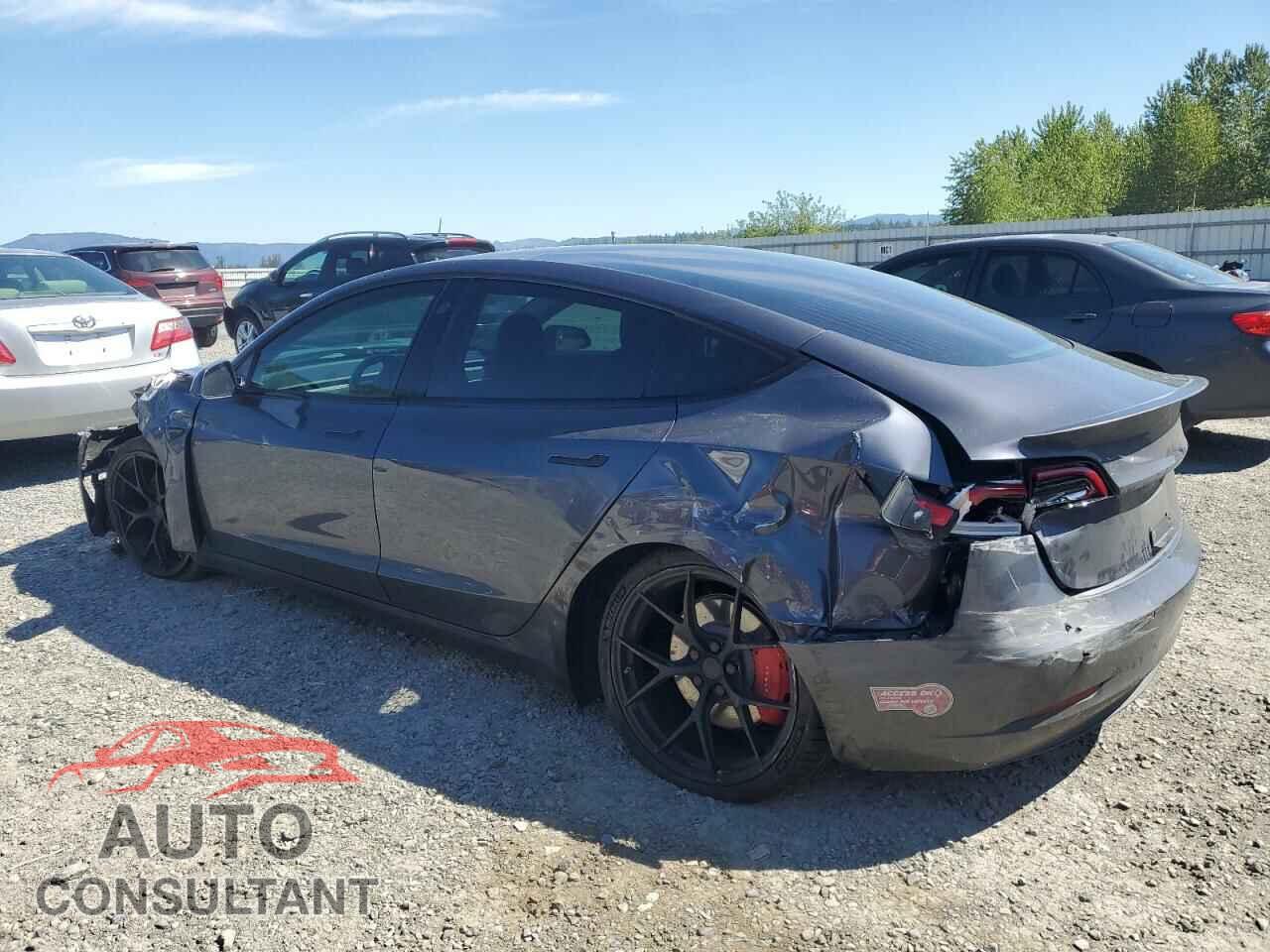 TESLA MODEL 3 2018 - 5YJ3E1EB0JF105865
