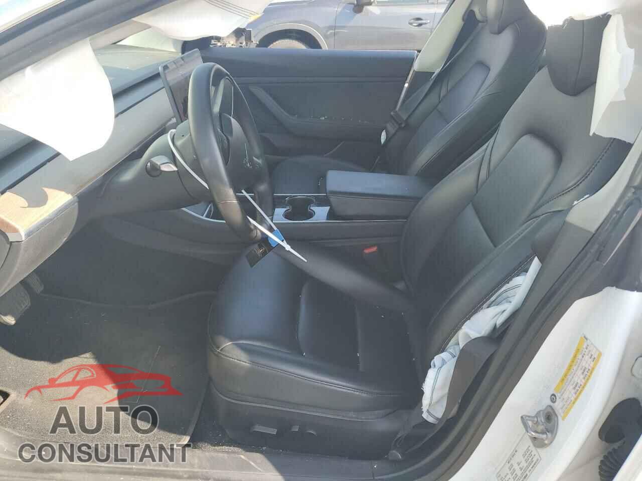 TESLA MODEL 3 2020 - 5YJ3E1EA5LF590465