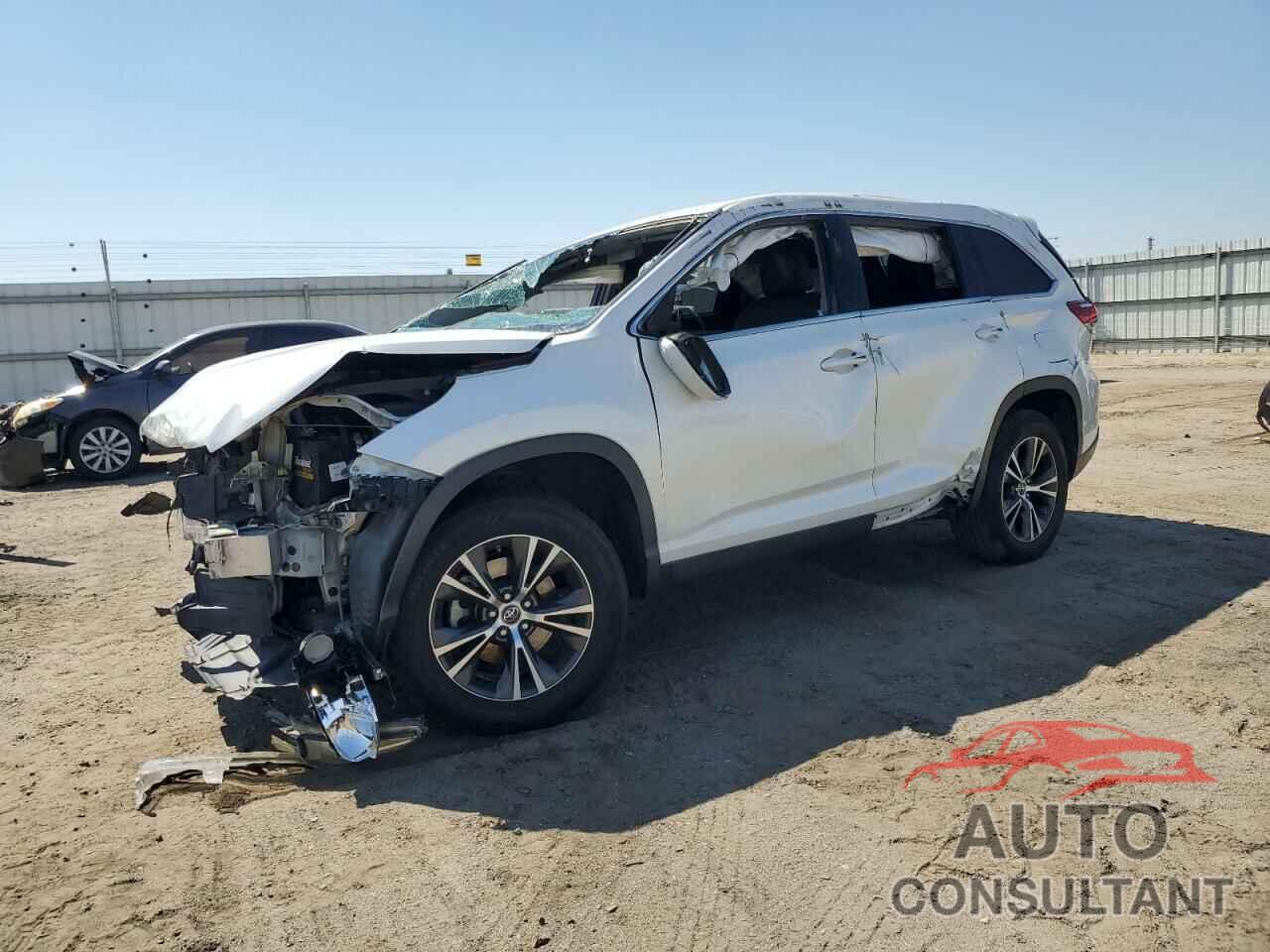 TOYOTA HIGHLANDER 2019 - 5TDZARFH6KS042243