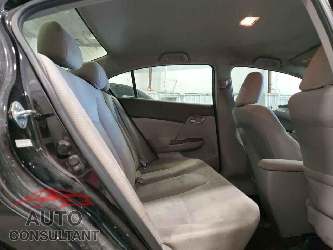 HONDA CIVIC 2012 - 2HGFB2F52CH535819