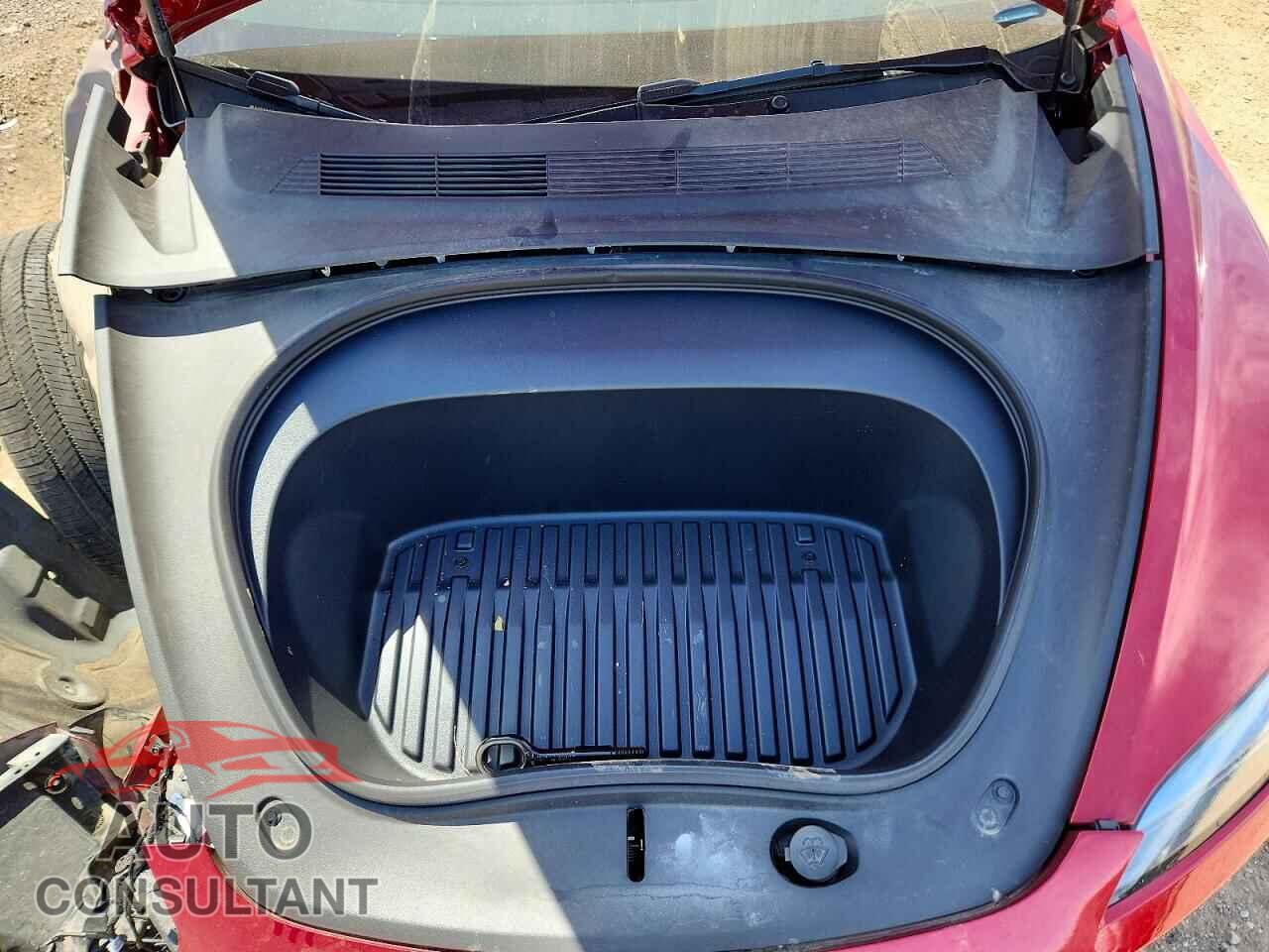 TESLA MODEL 3 2025 - 5YJ3E1EB3SF938187