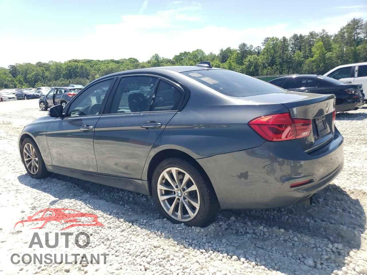 BMW 3 SERIES 2016 - WBA8E1G50GNT35233