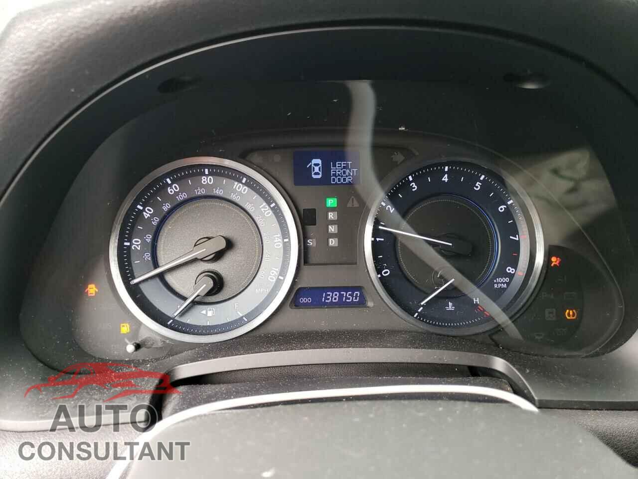 LEXUS IS 2011 - JTHCE5C21B5000344