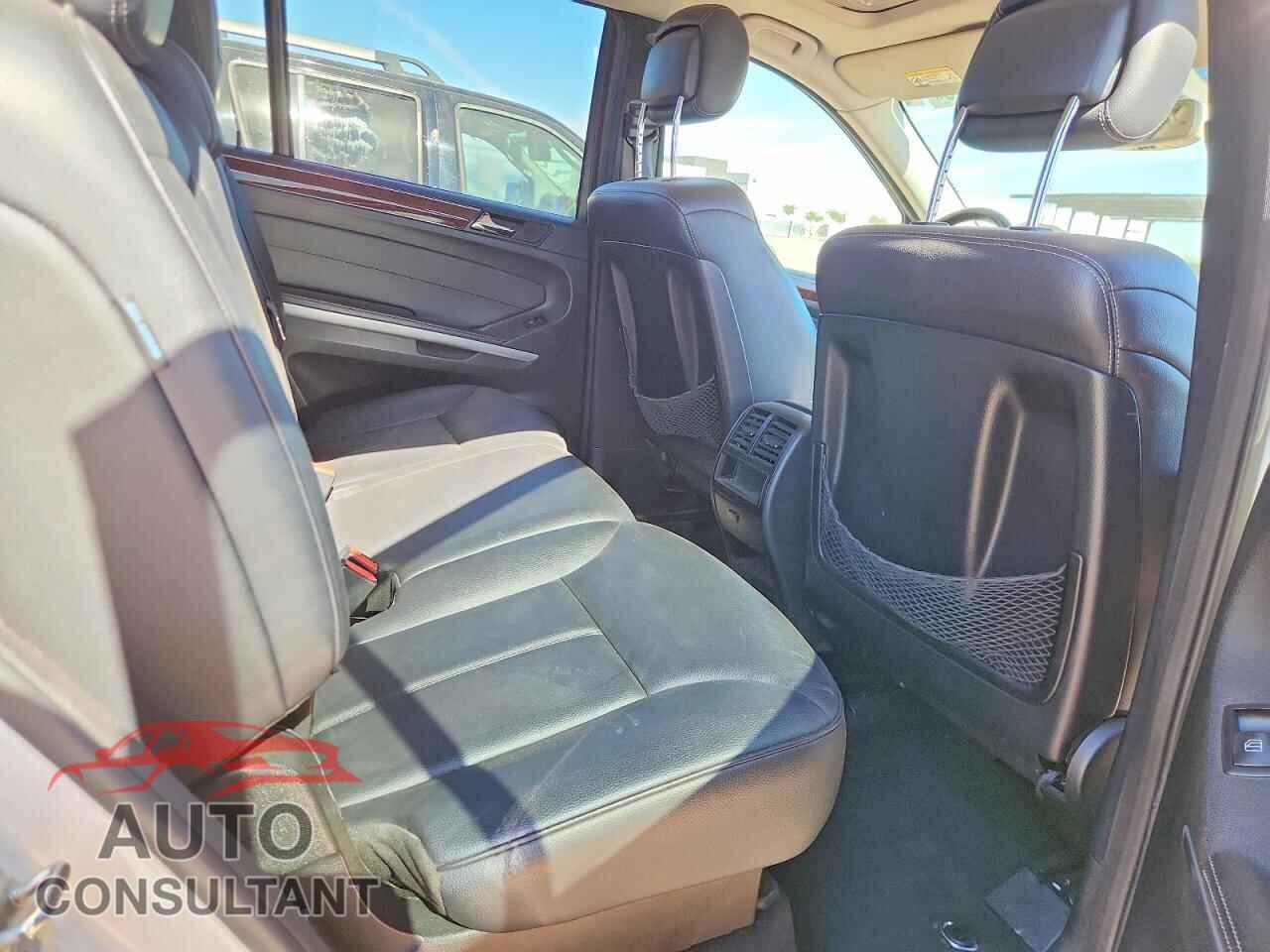MERCEDES-BENZ GL-CLASS 2011 - 4JGBF7BE1BA689256