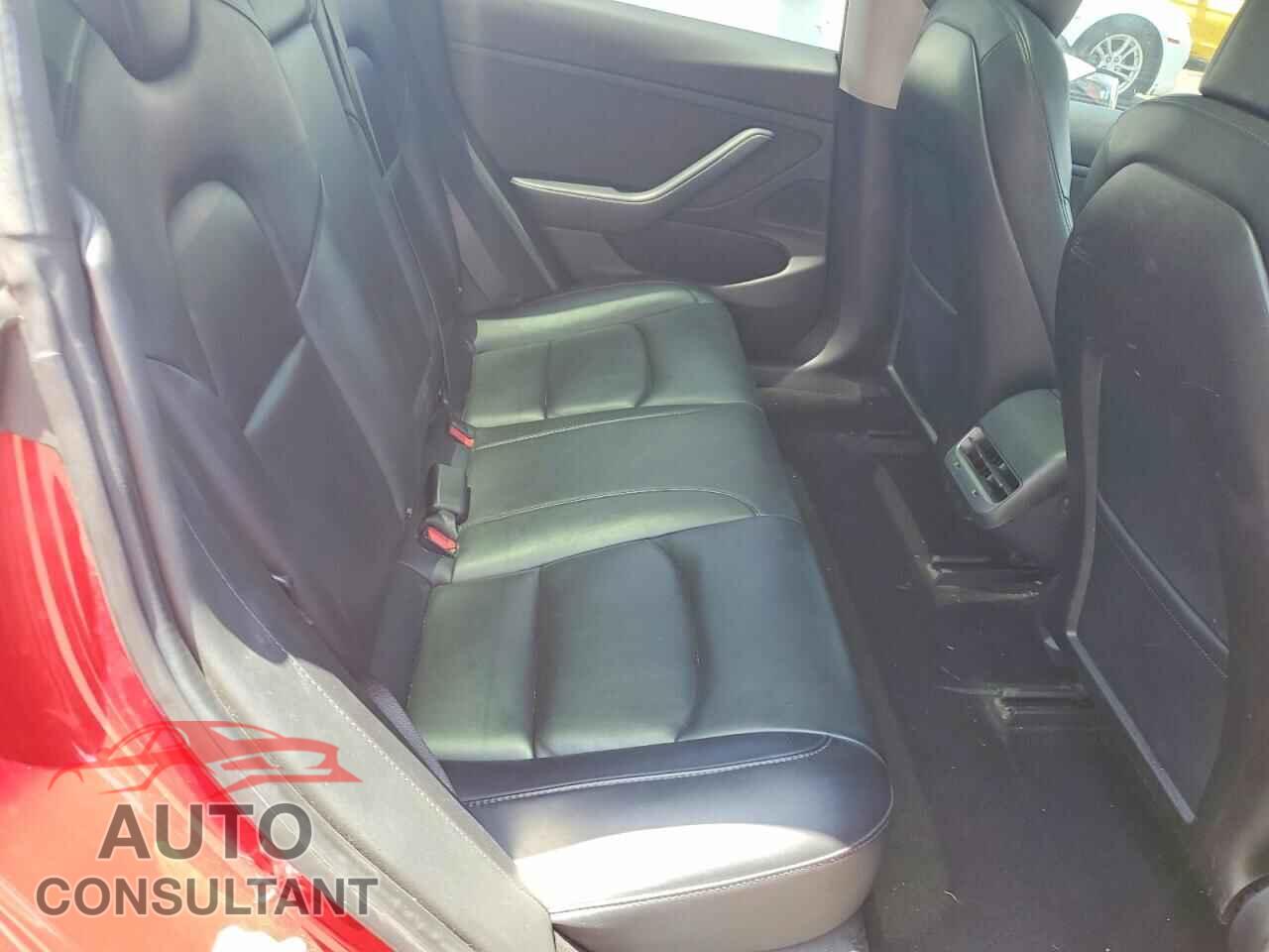 TESLA MODEL 3 2018 - 5YJ3E1EB9JF104679