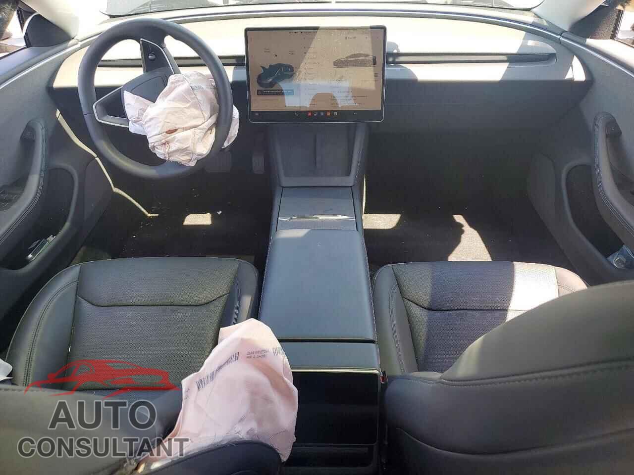 TESLA MODEL 3 2025 - 5YJ3E1EA5SF058518