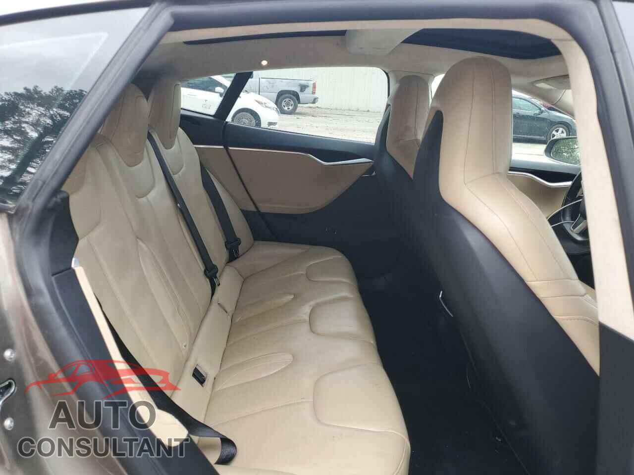 TESLA MODEL S 2016 - 5YJSA1E19GF135633