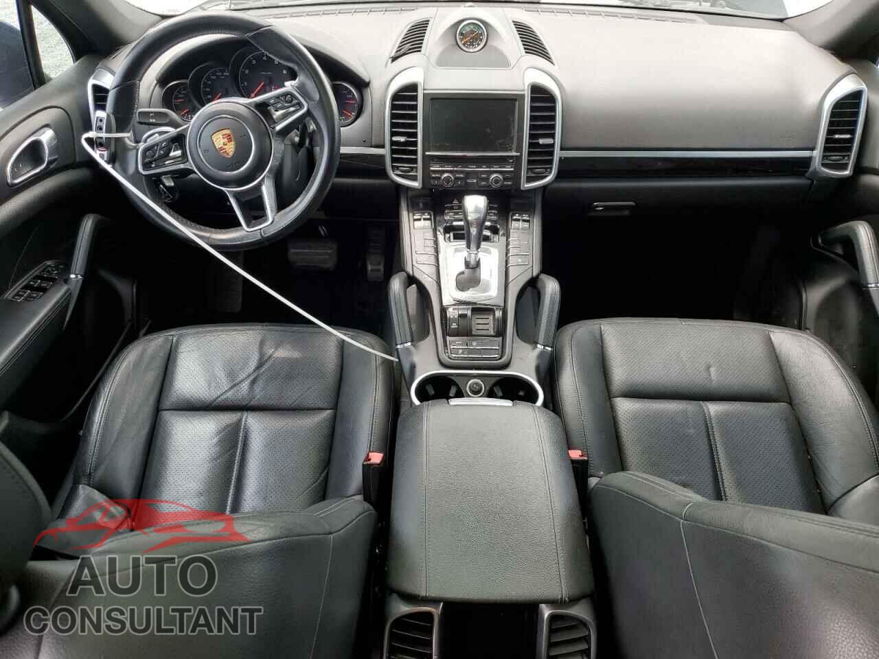 PORSCHE CAYENNE 2016 - WP1AA2A22GLA03583