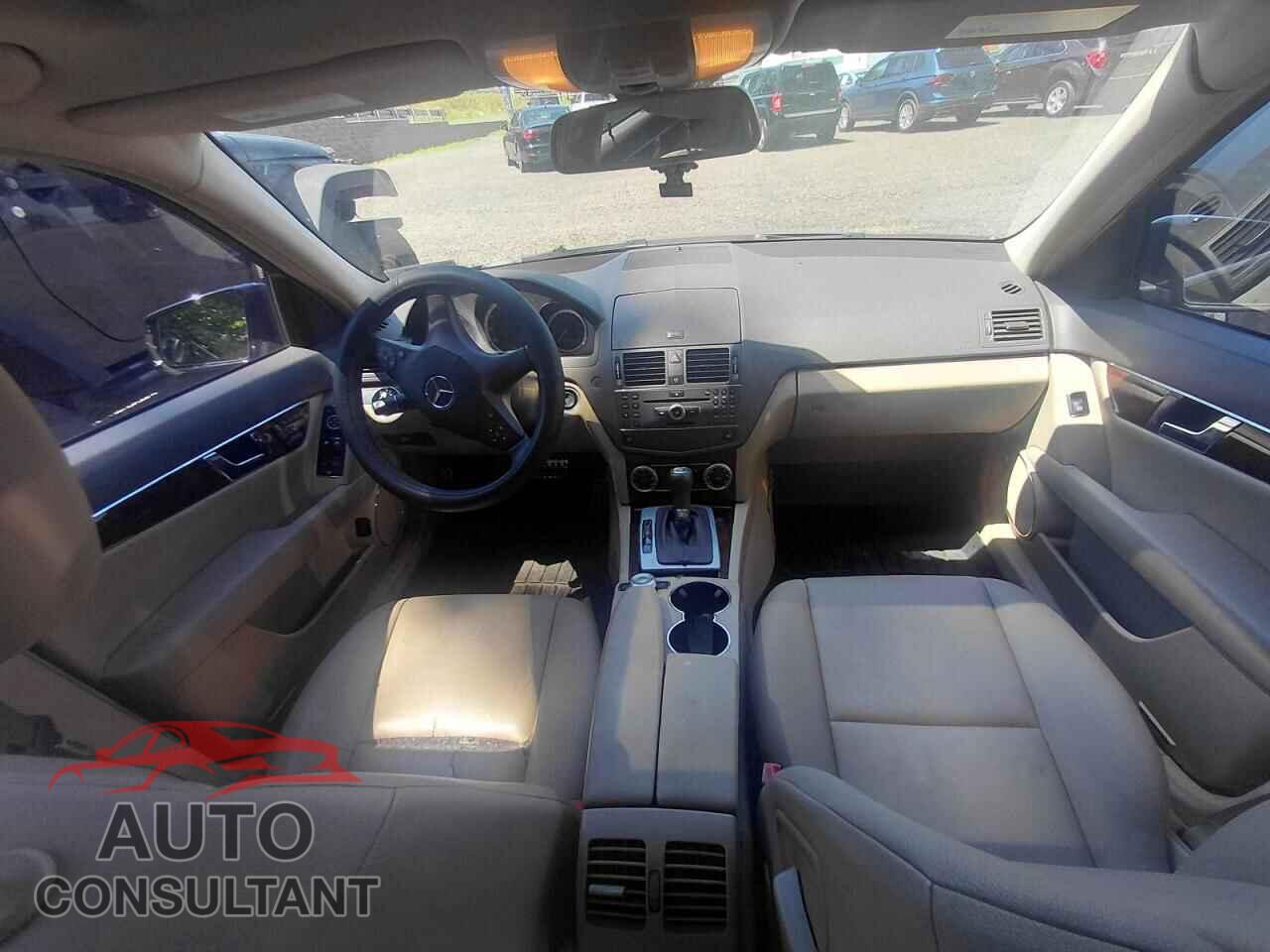 MERCEDES-BENZ C-CLASS 2010 - WDDGF8BB2AR105863